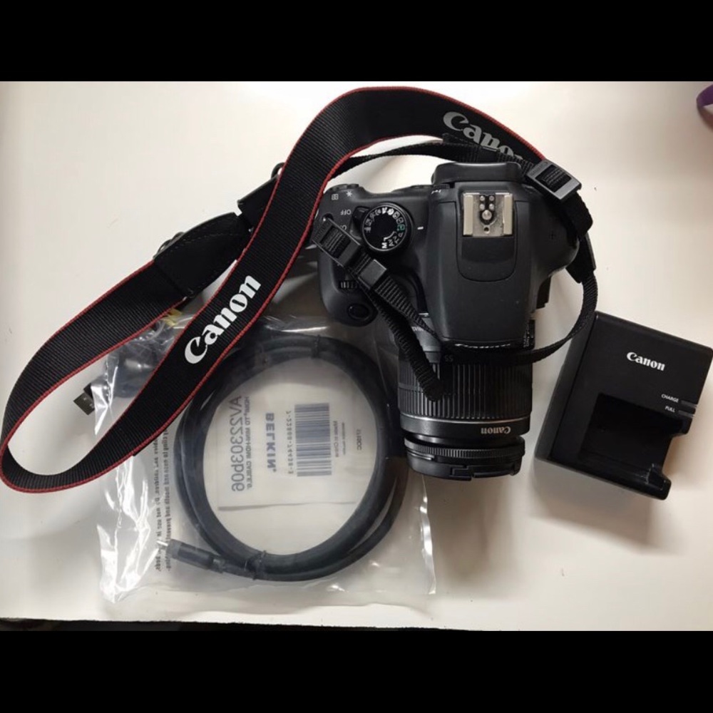 Cannnon Eos rebel T5  all look and the picture